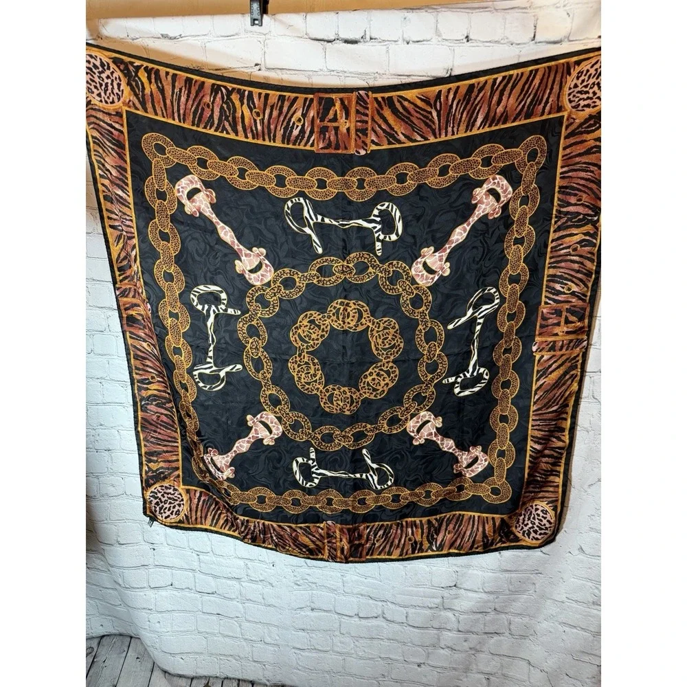 VTG Silk Horsebit Chainlink Leopard Square Regal Scarf Designer Inspired‎ Italy